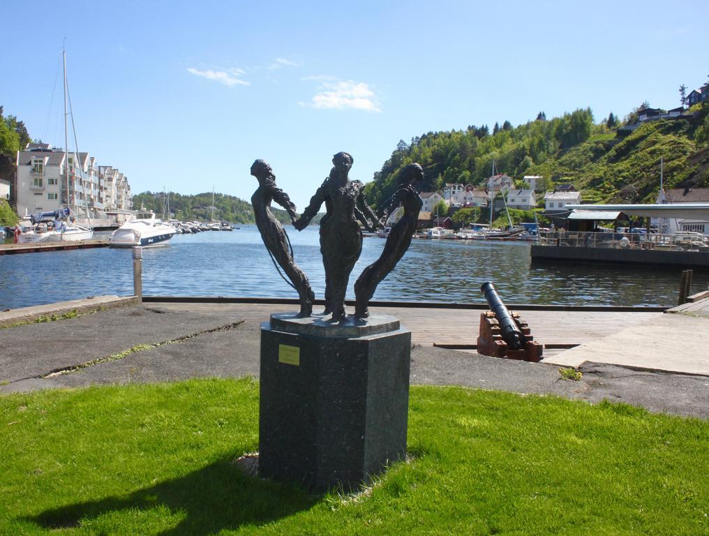 Tvedestrand Fjordhotell - Unike Hoteller Exterior foto
